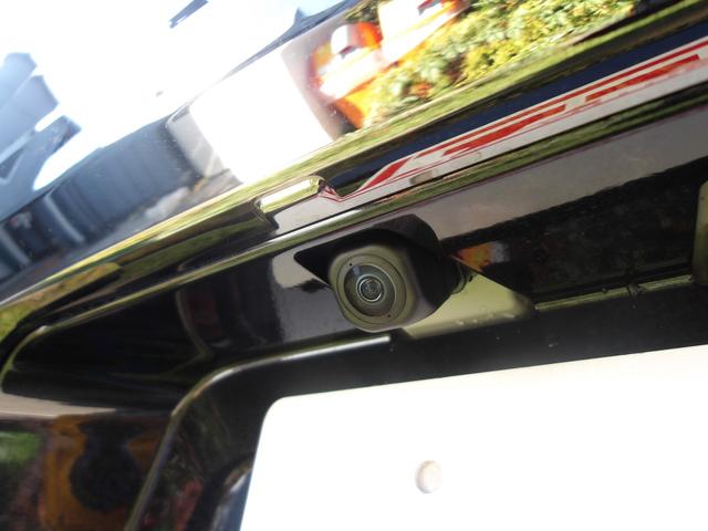 タフト Ｇターボ　ダーククロムベンチャー　届出済未使用車　禁煙　車線逸脱警報装置　衝突回避支援ブレーキ　レーダークルーズ　シートヒータ　ＵＳＢ　電動格納ドアミラー　安全ボディ　ＬＥＤ　ムーンルーフ　Ａストップ　サイドエアバッグ　ターボ車（17枚目）