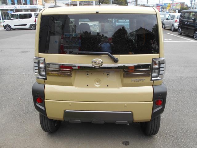 タフト Ｇターボ　ダーククロムベンチャー　届出済未使用車　禁煙　車線逸脱警報装置　衝突回避支援ブレーキ　レーダークルーズ　シートヒータ　電動格納ドアミラー　安全ボディ　ＬＥＤ　ムーンルーフ　Ａストップ　サイドエアバッグ　ターボ車　エアバッグ（7枚目）
