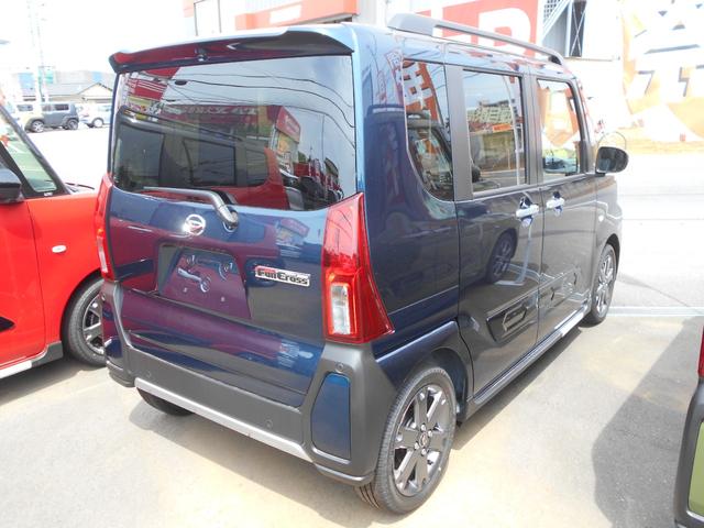 タント ファンクロスターボ　届出済未使用車　電格ミラー　ＬＥＤランプ　シートヒータ　Ｐソナー　衝突軽減ブレーキ　Ｒカメラ　フルフラット　スマートキ　横滑り防止　禁煙　ｉ－ｓｔｏｐ　車線逸脱警報　サイドエアバッグ　盗難警報装置（30枚目）