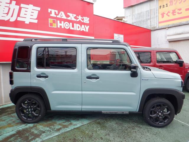 ハスラー タフワイルド　届出済未使用車　オートＬＥＤ　前後誤発進抑制　追従クルコン　コーナーセンサ　アイドリングＳ　電動格納式ドアミラー　フルフラット　ＬＤＷ　セキュリティアラーム　シートヒーター搭載　パワーステアリング（6枚目）
