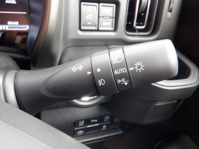 ハスラー タフワイルド　届出済未使用車　オートＬＥＤ　前後誤発進抑制　追従クルコン　コーナーセンサ　アイドリングＳ　電動格納式ドアミラー　フルフラット　ＬＤＷ　セキュリティアラーム　シートヒーター搭載　パワーステアリング（23枚目）