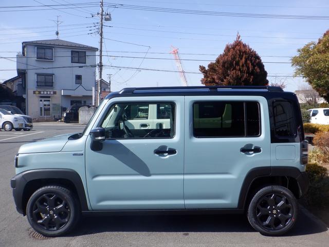 ハスラー タフワイルドターボ　届出済未使用車　デュアルカメラブレーキ　クリアランスソナ　ＵＳＢ接続　アダプティブクルコン　オートＬＥＤ　車線逸脱　ＥＳＣ　エアコン　電格ミラー　ルーフレール　ＬＥＤヘッドランプ　禁煙　シートヒーター（9枚目）
