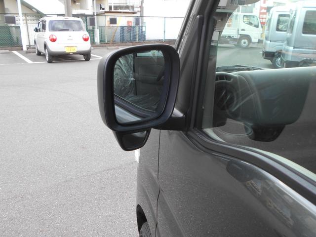 クリッパーバン ＤＸ　届出済未使用車　禁煙車　オートライト　リモコンキー　エアコン　運転席エアバッグ　パワーウィンドウ　Ｗエアバッグ　パワーステアリング（22枚目）