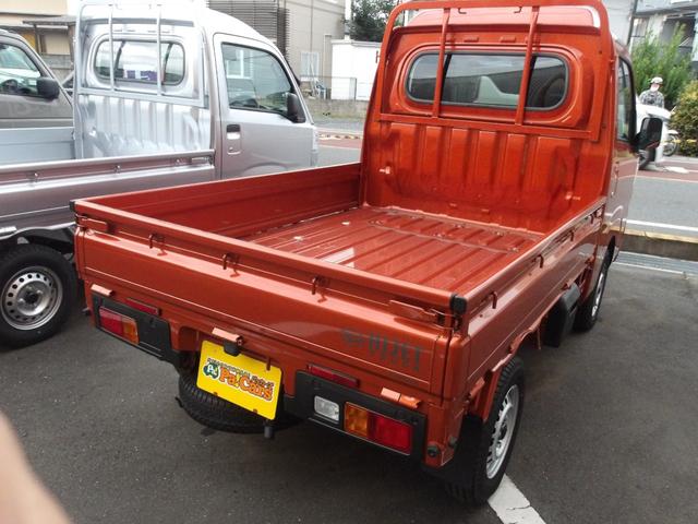ハイゼットトラック ハイルーフ　届出済未使用車　切替式４ＷＤ　禁煙車　ｗエアバック　マニュアルエアコン　オートライト　パワステ　衝突被害軽減装置　衝突安全ボディ（25枚目）