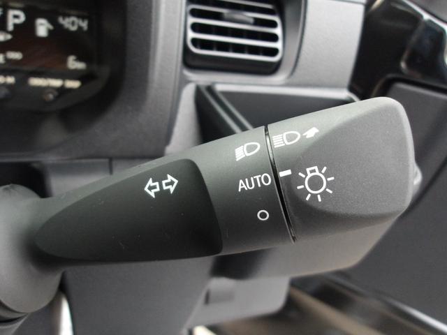 ハイゼットトラック ハイルーフ　届出済未使用車　切替式４ＷＤ　禁煙車　Ｗエアバック　マニュアルエアコン　オートライト　パワステ　横滑防止装置　衝突被害軽減装置　衝突安全ボディ（16枚目）