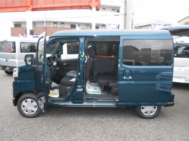 アトレー ＲＳ　届出済未使用車　アクティブクルーズコントロール　オートライト　リアパーキングセンサーＵＳＢ　衝突軽減システム　ＬＥＤヘッドライト　バックカメラ　スマートキー　両側パワースライド　オートエアコン（7枚目）