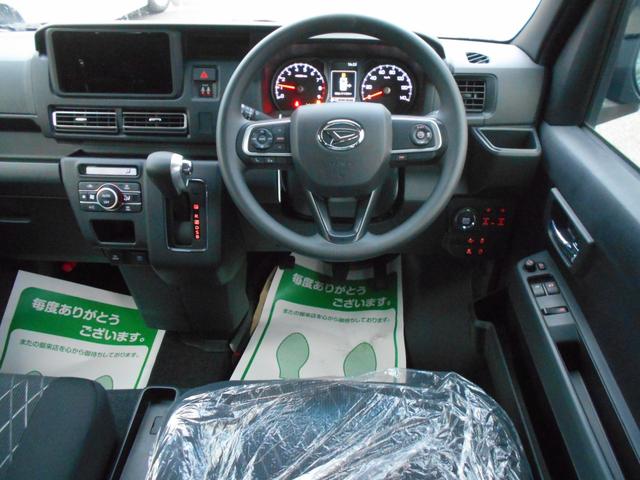 アトレー ＲＳ　届出済未使用車　アクティブクルーズコントロール　オートライト　リアパーキングセンサーＵＳＢ　衝突軽減システム　ＬＥＤヘッドライト　バックカメラ　スマートキー　両側パワースライド　オートエアコン（9枚目）