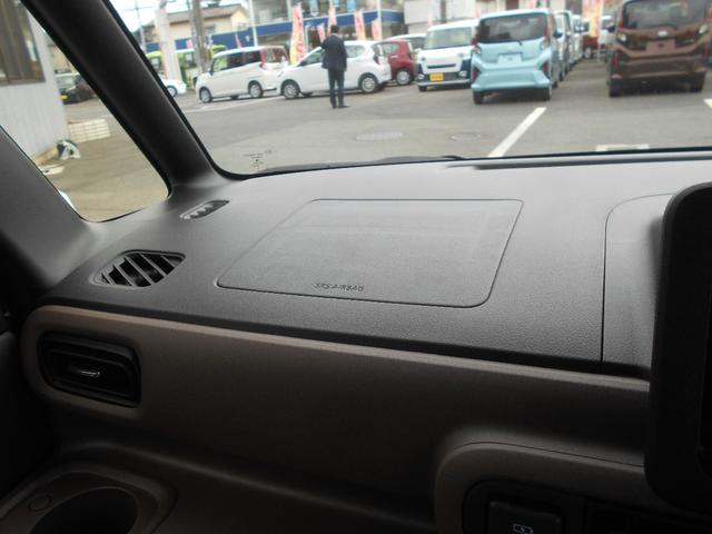 ムーヴキャンバス セオリーG 届出済未使用車 ブルートゥース ISTOP 前後ソナー 衝突軽減ブレーキ フルフラットシート LEDヘッド 横滑り防止機能 シートヒーター Bカメラ オートライト ベンチシート サイドエアバッグ(14枚目)