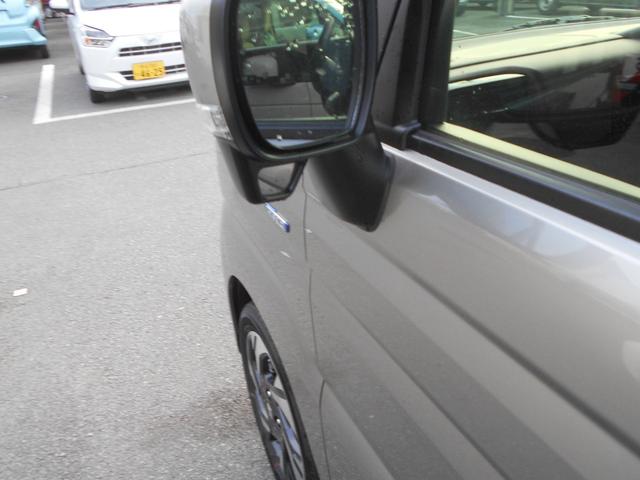 スペーシアカスタム ハイブリッドＸＳターボ　届出済未使用車　オートＬＥＤ　禁煙　ＥＳＣ　クルーズＣ　運転席シートヒーター　フルフラット　パワーウィンドゥ　ＬＥＤヘッドライ　スマートキ　サイドエアバッグ　ベンチシート　ターボ車　リモコンキー　ＰＳ（25枚目）