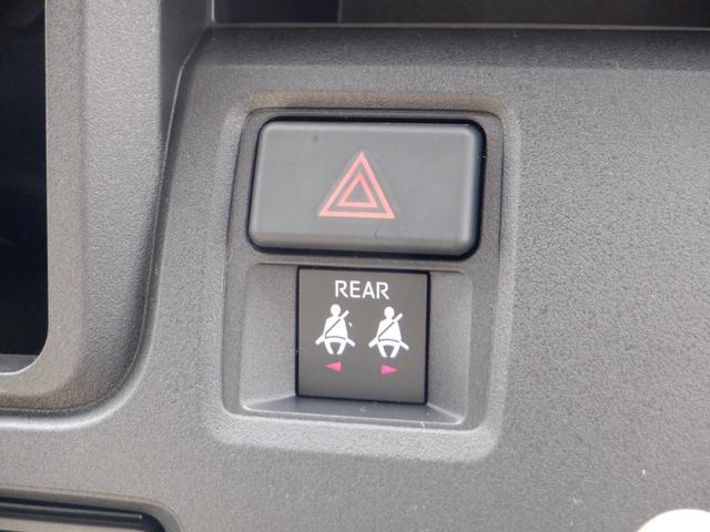ハイゼットカーゴ ＤＸ　届出済未使用車　オートライト　リアパーキングセンサー　運転席助手席ＰＷ　両側スライドドア　　マニュアルエアコン　キーレス　　衝突軽減システム　両席エアバッグ　オートマチックハイビーム　安全ボディ（24枚目）