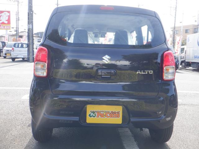 アルト Ｌ　届出済未使用車　車線逸脱防止　キーレスリモコン　シートヒータ　Ｐセンサー　禁煙　電動格納式ミラー　盗難警報装置　マニュアルエアコン　パワーステアリング　パワーウインドウ　サイドエアバッグ　エアバック（8枚目）