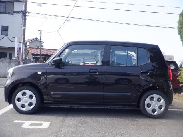 アルト Ｌ　届出済未使用車　車線逸脱防止　キーレスリモコン　シートヒータ　Ｐセンサー　禁煙　電動格納式ミラー　盗難警報装置　マニュアルエアコン　パワーステアリング　パワーウインドウ　サイドエアバッグ　エアバック（10枚目）