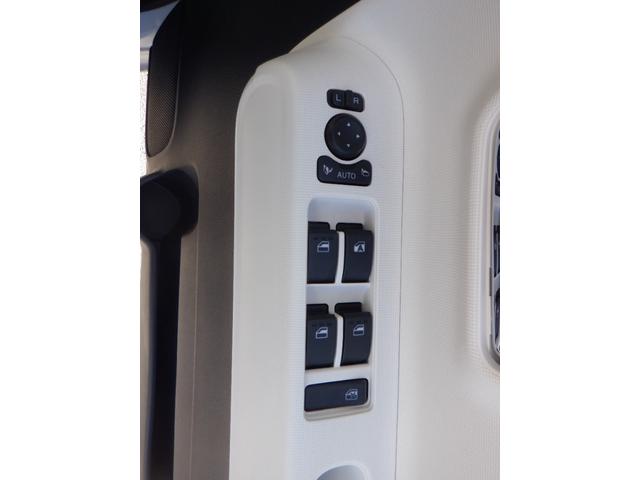 ムーヴキャンバス ストライプスG 届出済未使用車 前後障害物センサー アイドルストップ 禁煙 Bカメラ パワーウインドウ セキュリティアラーム フルフラット スマートキープッシュスタート カーテンエアバック Sヒーター キーフリーキー(26枚目)