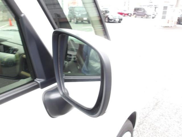 スペーシア ハイブリッドＸ　届出済未使用車　レーダーブレーキサポート　車線逸脱警告　アイドリングＳ　ＬＥＤヘッド　シートヒーター　盗難防止システム　フルフラット　エアコン　スマートキー　ＥＳＣ　ＡＢＳ　ベンチシート　エアバッグ（20枚目）