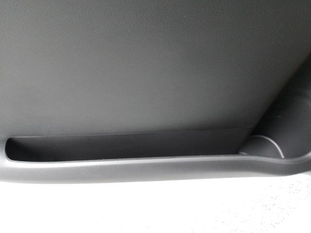 スペーシア ハイブリッドＸ　届出済未使用車　レーダーブレーキサポート　車線逸脱警告　アイドリングＳ　ＬＥＤヘッド　シートヒーター　盗難防止システム　フルフラット　エアコン　スマートキー　ＥＳＣ　ＡＢＳ　ベンチシート　エアバッグ（35枚目）