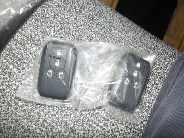 スペーシア ハイブリッドＸ　届出済未使用車　レーダーブレーキサポート　車線逸脱警告　アイドリングＳ　ＬＥＤヘッド　シートヒーター　盗難防止システム　フルフラット　エアコン　スマートキー　ＥＳＣ　ＡＢＳ　ベンチシート　エアバッグ（48枚目）