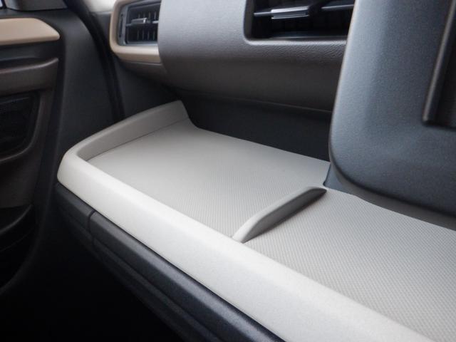 スペーシア ハイブリッドＧ　届出済未使用車　禁煙　アイドリングＳ　キーレススタートシステム　パーキングセンサー　横滑防止　イモビライザー　ＬＥＤライト　電動格納ミラー　Ｗエアバッグ　スマートキー　オートエアコン　フルフラット（25枚目）