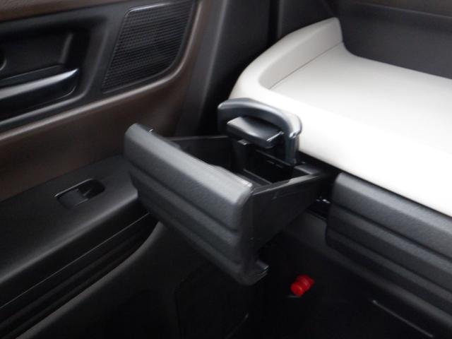 スペーシア ハイブリッドＧ　届出済未使用車　禁煙　アイドリングＳ　キーレススタートシステム　パーキングセンサー　横滑防止　イモビライザー　ＬＥＤライト　電動格納ミラー　Ｗエアバッグ　スマートキー　オートエアコン　フルフラット（45枚目）