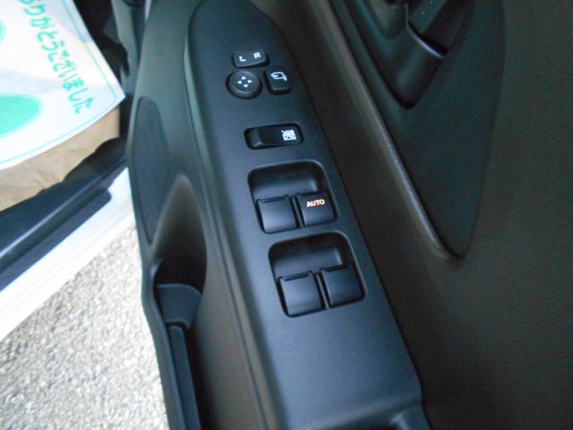 スペーシア ハイブリッドX 届出済未使用車 禁煙 運転席エアバッグ デュアルセンサーブレーキ LKAS サイドエアバッグ 電格ミラー 運転席助手席エアバッグ 前席シートヒーター LED フルフラットシート ESP スマートキー(25枚目)