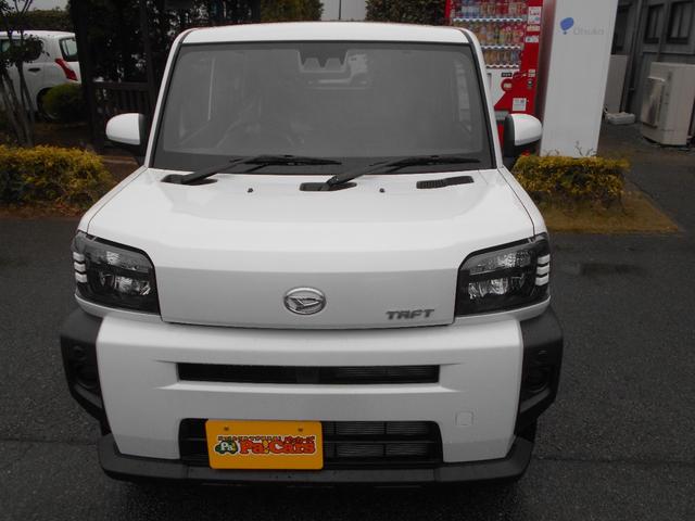 タフト Ｘ　届出済未使用車　電動ミラー　ハイビームアシスト　禁煙　デュアルエアバッグ　安全ボディ　ＡＡＣ　キーフリー　レーンキープ　横滑り防止機能　運転席エアバック　サイドエアバッグ　パワーウィンドウ　パワステ（5枚目）