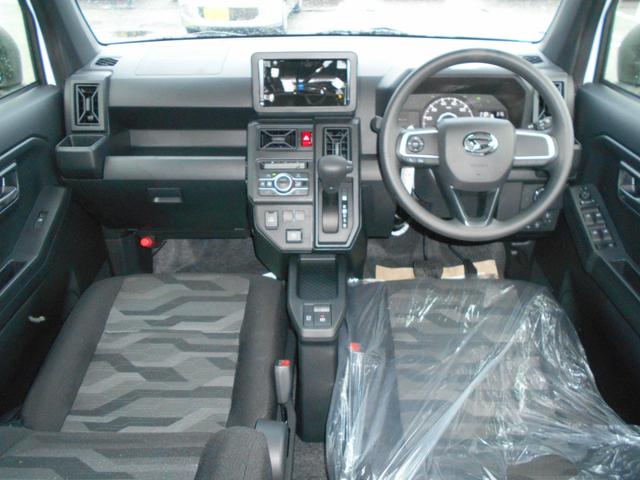 タフト Ｘ　届出済未使用車　電動ミラー　ハイビームアシスト　禁煙　デュアルエアバッグ　安全ボディ　ＡＡＣ　キーフリー　レーンキープ　横滑り防止機能　運転席エアバック　サイドエアバッグ　パワーウィンドウ　パワステ（10枚目）