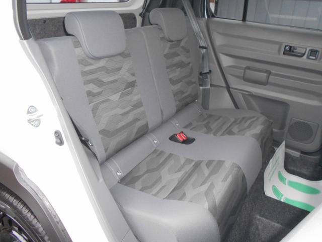 タフト Ｘ　届出済未使用車　電動ミラー　ハイビームアシスト　禁煙　デュアルエアバッグ　安全ボディ　ＡＡＣ　キーフリー　レーンキープ　横滑り防止機能　運転席エアバック　サイドエアバッグ　パワーウィンドウ　パワステ（12枚目）