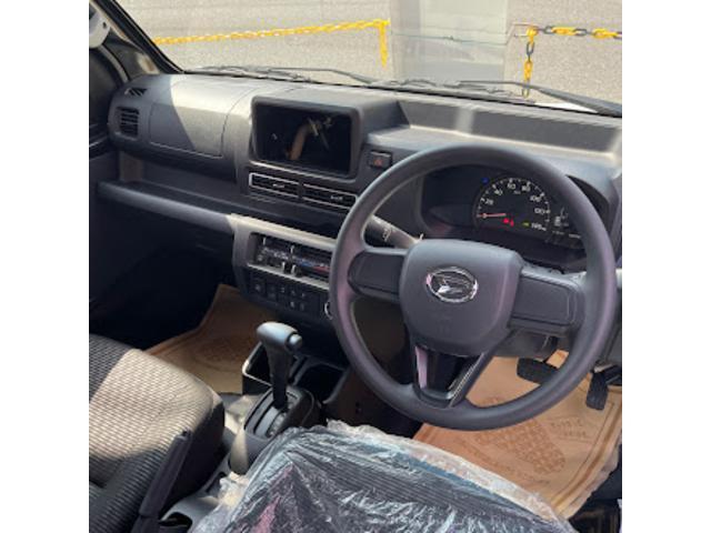 ハイゼットトラック 4WD ジャンボエクストラ 届出済未使用車 スマ-トキー キーレスキー LEDへッドライト 電動ミラー PS 盗難防止装置 運転席エアバッグ 記録簿付き オートハイビーム 禁煙車 衝突回避支援ブレーキ機能(15枚目)