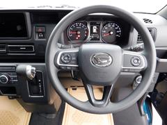他社で購入したお車だってＯＫです。国産車・外車もなんでも車検・整備ＯＫ！オイル交換・パンク修理・キーレス電池交換どんなことでもお気軽にお越しください。国家整備士が責任をもって整備させていただきます。 6