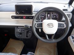 当店では、おかげさまで展示車が随時入れ替わります！！最新入庫車情報も、いち早く掲載しておりますので、是非ご覧下さい。また、当店に無いお車も、入庫予定車情報や、お探しする事も出来ますのでご相談下さい！！ 6