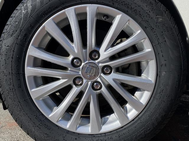 クラウンハイブリッド ロイヤルサルーン　フルセグナビ・バックカメラ・ＢＴオーディオ・１６ＡＷ・パワーシート・シートヒーター・ＨＩＤライト・フォグライト・ステアリングヒーター・クルーズコントロール・ＥＴＣ・ドアバイザー・フロアマット・ＵＳＢ（63枚目）