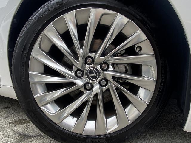 ES ES300h バージョンL サンルーフ・フルセグナビ・全周囲カメラ・BTオーディオ・18AW・黒革シート・ベンチレーション・LEDライト・ステアリングヒーター・レーダークルーズ・BSM・レクサスセーフティS・ミラーレスドアミラー(59枚目)