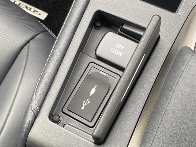 CT CT200h バージョンC フルセグナビ・バックカメラ・BTオーディオ・16AW・ハーフレザーシート・シートヒーター・パワーシート・LEDライト・フォグLED・レーダークルーズ・ETC・Cセンサー・レクサスセーフティシステム(11枚目)