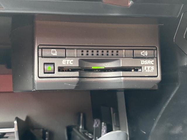 CT CT200h バージョンC ワンオーナー・フルセグナビ・バックカメラ・BTオーディオ・16AW・パワーシート・シートヒーター・LEDライト・フォグLED・クルーズコントロール・ETC・コーナーセンサー・本革巻ステアリング・USB(15枚目)