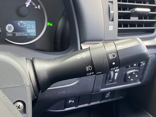 CT CT200h バージョンC ワンオーナー・フルセグナビ・バックカメラ・BTオーディオ・16AW・パワーシート・シートヒーター・LEDライト・フォグLED・クルーズコントロール・ETC・コーナーセンサー・本革巻ステアリング・USB(34枚目)