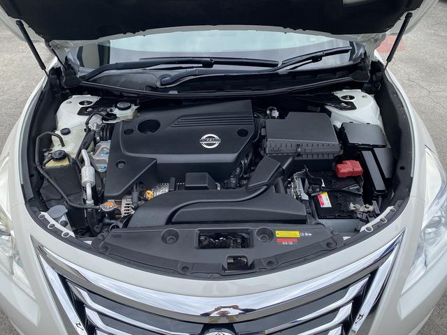 ティアナ ＸＶ　ナビＡＶＭパッケージ　フルセグナビ・全周囲カメラ・１７ＡＷ・ベージュ革シート・ベンチレーション・助手席オットマン・パワーシート・コーナーセンサー・クルーズコントロール・ＥＴＣ・ＨＩＤライト・エマージェンシーブレーキ・ＢＳＭ（19枚目）