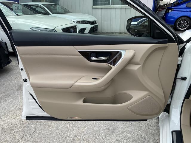 ティアナ ＸＶ　ナビＡＶＭパッケージ　フルセグナビ・全周囲カメラ・１７ＡＷ・ベージュ革シート・ベンチレーション・助手席オットマン・パワーシート・コーナーセンサー・クルーズコントロール・ＥＴＣ・ＨＩＤライト・エマージェンシーブレーキ・ＢＳＭ（37枚目）