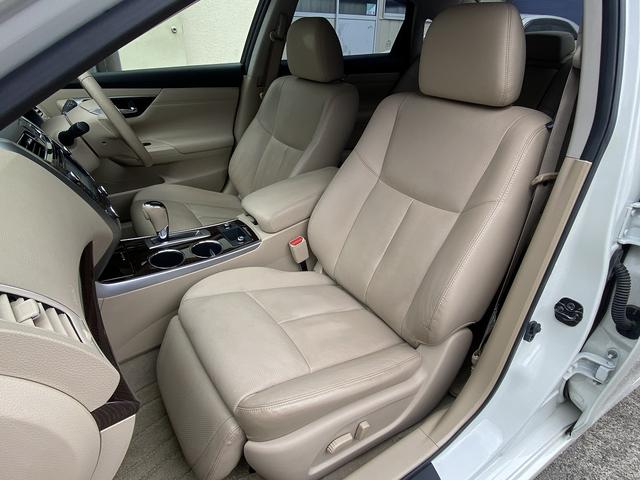 ティアナ ＸＶ　ナビＡＶＭパッケージ　フルセグナビ・全周囲カメラ・１７ＡＷ・ベージュ革シート・ベンチレーション・助手席オットマン・パワーシート・コーナーセンサー・クルーズコントロール・ＥＴＣ・ＨＩＤライト・エマージェンシーブレーキ・ＢＳＭ（38枚目）