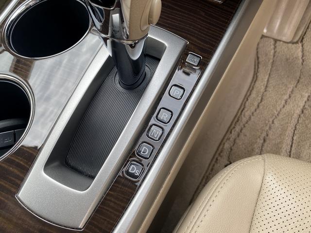 ティアナ ＸＶ　ナビＡＶＭパッケージ　フルセグナビ・全周囲カメラ・１７ＡＷ・ベージュ革シート・ベンチレーション・助手席オットマン・パワーシート・コーナーセンサー・クルーズコントロール・ＥＴＣ・ＨＩＤライト・エマージェンシーブレーキ・ＢＳＭ（43枚目）