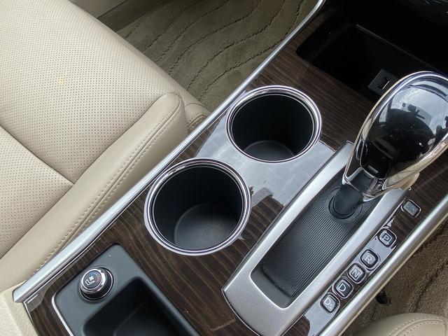 ティアナ ＸＶ　ナビＡＶＭパッケージ　フルセグナビ・全周囲カメラ・１７ＡＷ・ベージュ革シート・ベンチレーション・助手席オットマン・パワーシート・コーナーセンサー・クルーズコントロール・ＥＴＣ・ＨＩＤライト・エマージェンシーブレーキ・ＢＳＭ（48枚目）