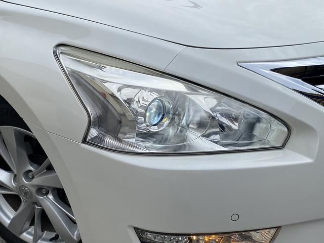 ティアナ ＸＶ　ナビＡＶＭパッケージ　フルセグナビ・全周囲カメラ・１７ＡＷ・ベージュ革シート・ベンチレーション・助手席オットマン・パワーシート・コーナーセンサー・クルーズコントロール・ＥＴＣ・ＨＩＤライト・エマージェンシーブレーキ・ＢＳＭ（50枚目）