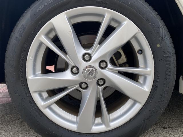 ティアナ ＸＶ　ナビＡＶＭパッケージ　フルセグナビ・全周囲カメラ・１７ＡＷ・ベージュ革シート・ベンチレーション・助手席オットマン・パワーシート・コーナーセンサー・クルーズコントロール・ＥＴＣ・ＨＩＤライト・エマージェンシーブレーキ・ＢＳＭ（56枚目）