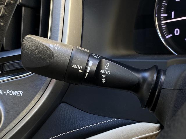 クラウン ロイヤルサルーン ワンオーナー・フルセグナビ・バックカメラ・BTオーディオ・16AW・パワーシート・HIDライト・フォグライト・クルーズコントロール・コーナーセンサー・トランクイージークローザー・ETC・ドアバイザー(35枚目)