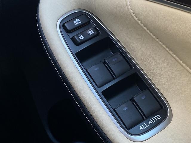 クラウン ロイヤルサルーン ワンオーナー・フルセグナビ・バックカメラ・BTオーディオ・16AW・パワーシート・HIDライト・フォグライト・クルーズコントロール・コーナーセンサー・トランクイージークローザー・ETC・ドアバイザー(40枚目)