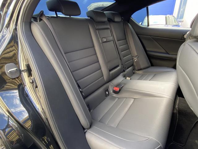 ＩＳ ＩＳ３００　Ｆスポーツ　後期・フルセグナビ・全周囲カメラ・ＢＴオーディオ・１９ＡＷ・黒革シート・シートヒーター・ＬＥＤライト・ステアリングヒーター・レーダークルーズ・コーナーセンサー・レクサスセーフティシステム・ＢＳＭ（25枚目）