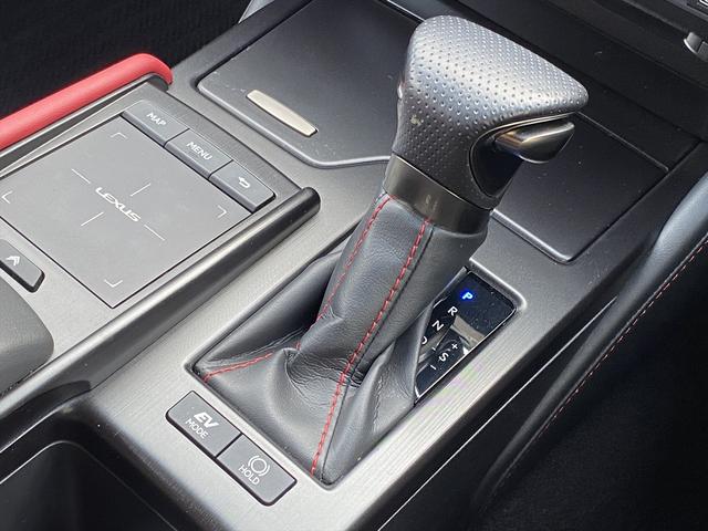 ＥＳ ＥＳ３００ｈ　Ｆスポーツ　サンルーフ・フルセグナビ・バックカメラ・ＢＴオーディオ・１９ＡＷ・赤革シート・ベンチレーション・ＬＥＤライト・フォグ・レーダークルーズ・ステアリングヒーター・ＥＴＣ・レクサスセーフティシステム・ＢＳＭ（9枚目）