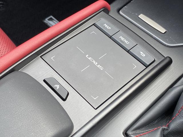 ＥＳ ＥＳ３００ｈ　Ｆスポーツ　サンルーフ・フルセグナビ・バックカメラ・ＢＴオーディオ・１９ＡＷ・赤革シート・ベンチレーション・ＬＥＤライト・フォグ・レーダークルーズ・ステアリングヒーター・ＥＴＣ・レクサスセーフティシステム・ＢＳＭ（32枚目）