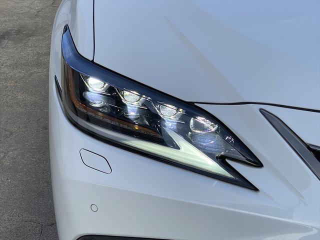 ＥＳ ＥＳ３００ｈ　Ｆスポーツ　サンルーフ・フルセグナビ・バックカメラ・ＢＴオーディオ・１９ＡＷ・赤革シート・ベンチレーション・ＬＥＤライト・フォグ・レーダークルーズ・ステアリングヒーター・ＥＴＣ・レクサスセーフティシステム・ＢＳＭ（56枚目）