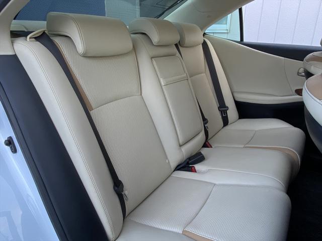 HS HS250h バージョンI 後期・フルセグナビ・フロント/バックカメラ・BTオーディオ・17AW・ベージュ革シート・ベンチレーション・LEDライト・フォグLED・クルーズコントロール・コーナーセンサー・ETC・Rサンシェード(25枚目)