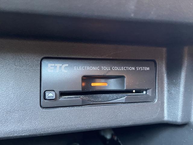 後期・フルセグナビ・全周囲カメラ・１８ＡＷ・ハーフレザーシート・パワーシート・オットマン・ＬＥＤライト・フォグライト・レーダークルーズ・コーナーセンサー・ＥＴＣ・３６０°セーフティアシスト・ＢＳＭ