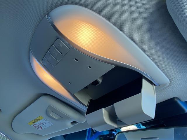 後期・フルセグナビ・全周囲カメラ・１８ＡＷ・ハーフレザーシート・パワーシート・オットマン・ＬＥＤライト・フォグライト・レーダークルーズ・コーナーセンサー・ＥＴＣ・３６０°セーフティアシスト・ＢＳＭ